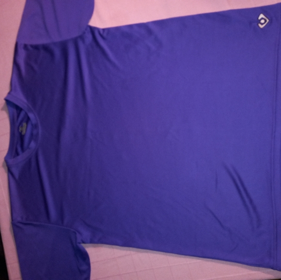 5 for $20 Boys XL purple VC Ultimate tshirt - Picture 1 of 5